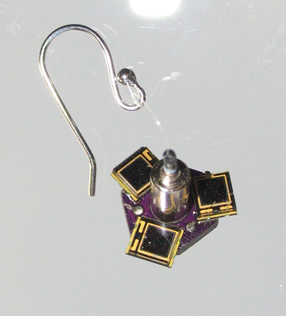 My wearable Solar Earring II